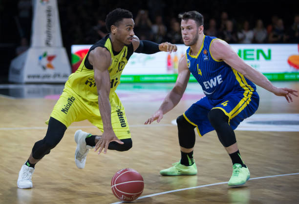 例不仅奠定 例不仅奠定